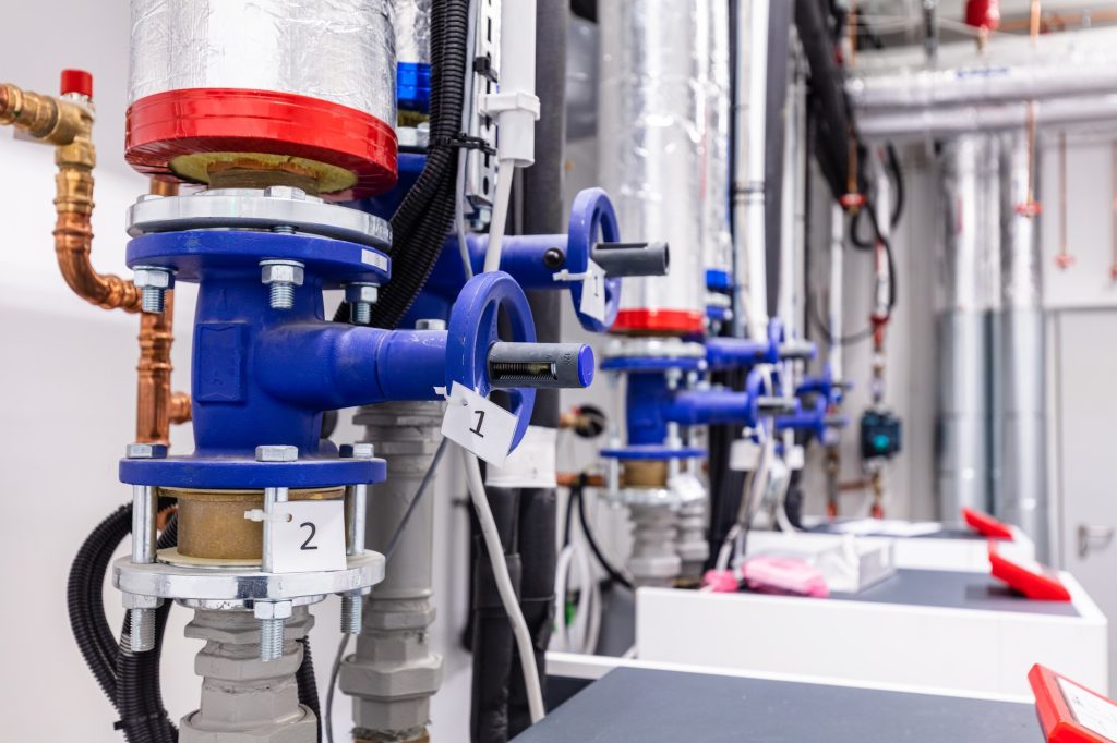 heat-pump-room-in-commercial-building-2.jpg